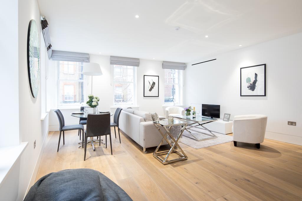 Stunning And Bright - Romilly Street Apartment *