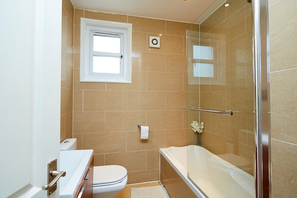 Apartment Fulham Road Apartment *