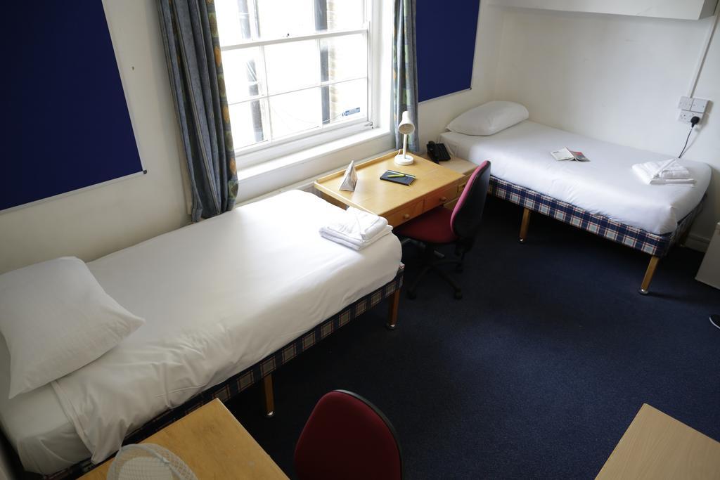 Apartment Pembridge Hall *