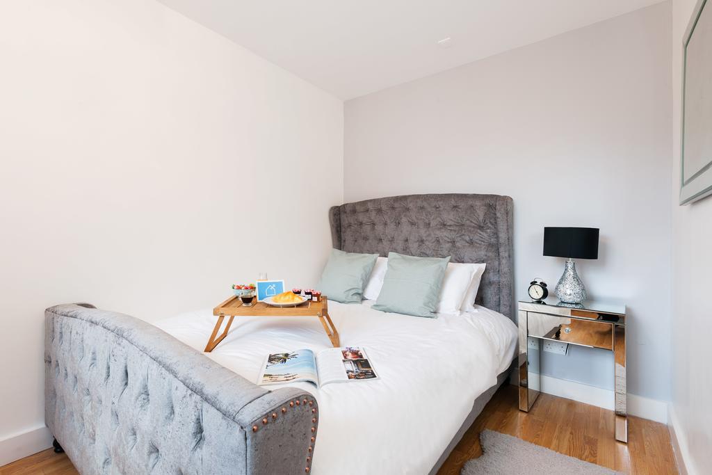 Apartment The Cromwell Road Sherborne Court *
