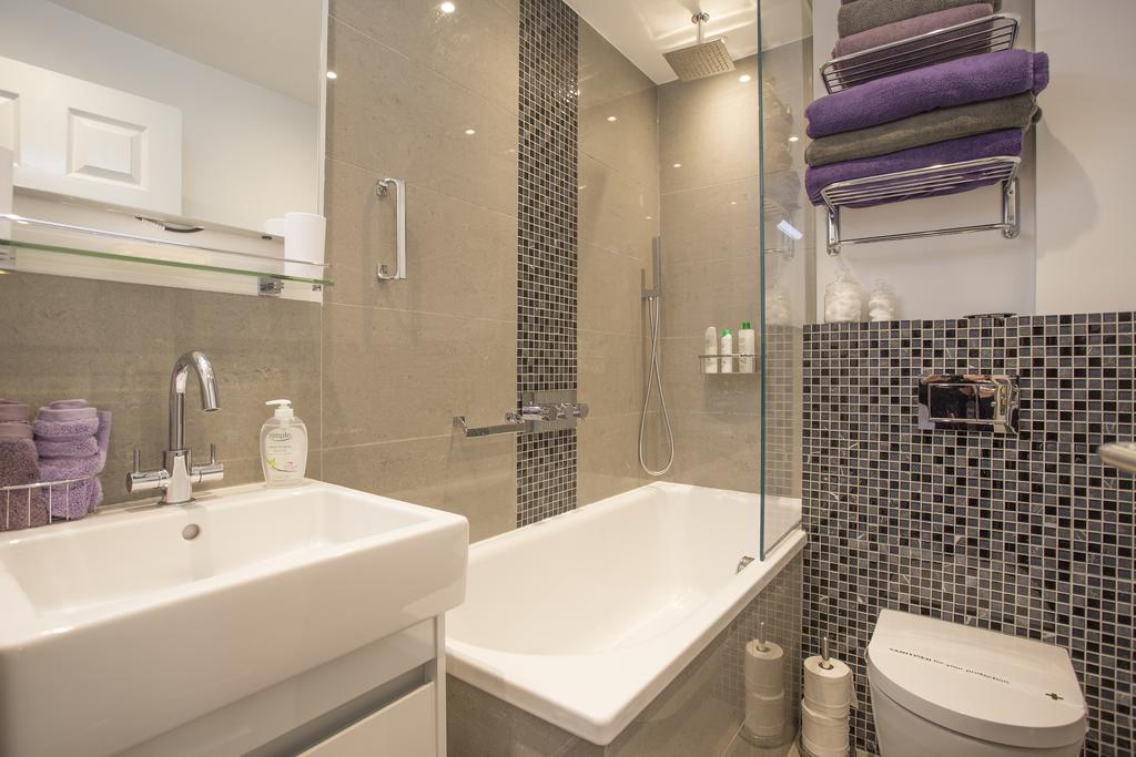 Victoria Violet Apartment *