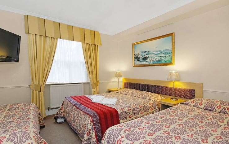 Admiral At Park Avenue London