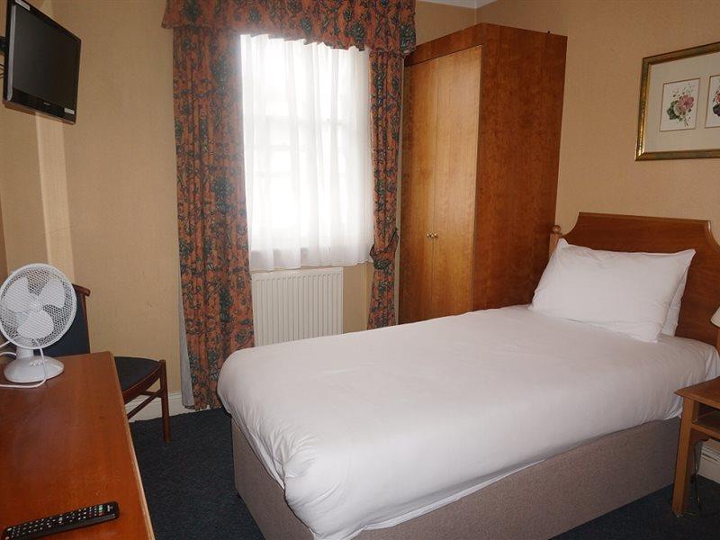 Mornington Victor Belgravia 4*