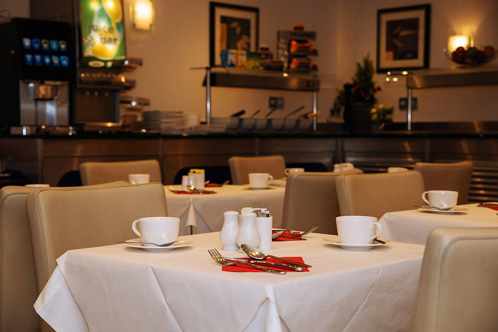 The Premier Notting Hill Londra