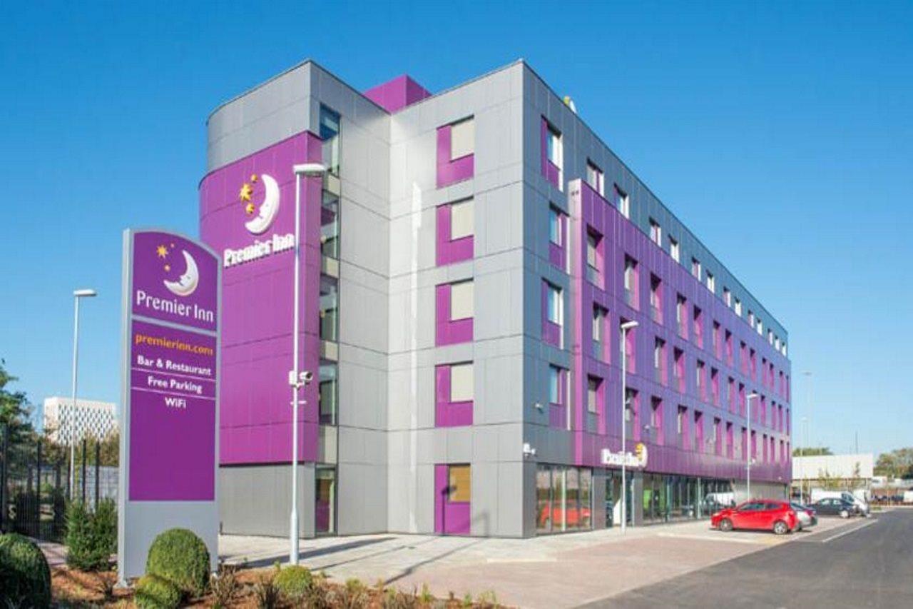 Premier Edmonton Hotell London