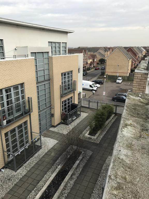 Charlesmere Gardems Apartment London