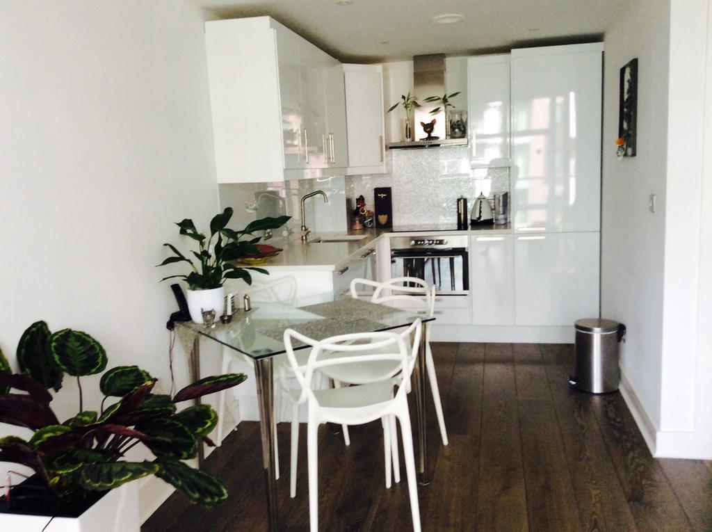 Apartment With Balcony *