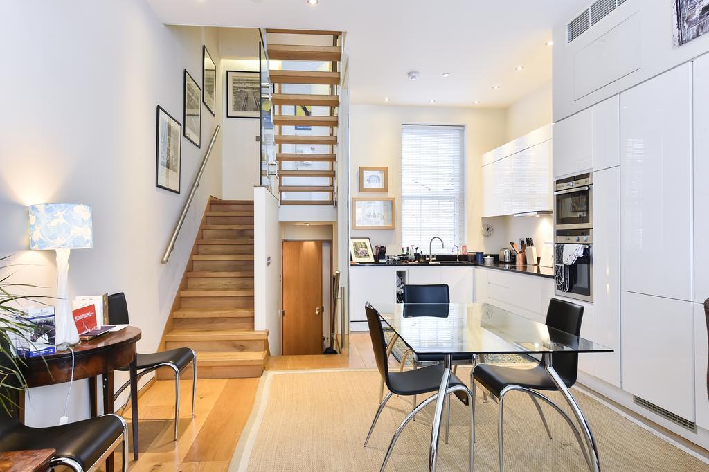 Joivy Elegant 3 Bed With Rooftop Terrace In Pimlico Lejlighed