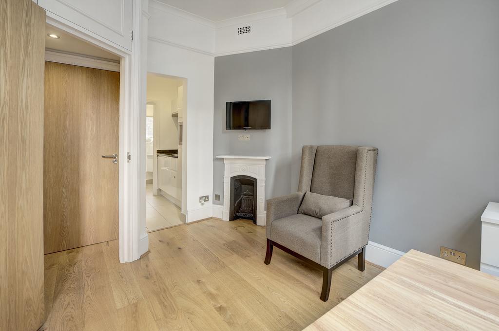 Protem Cannon Street Apartment