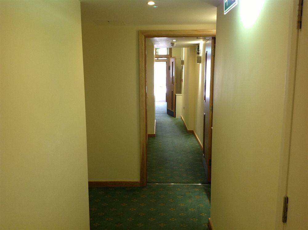 Regency Westend 3*