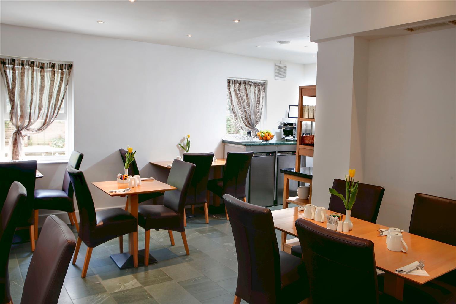 Mornington Kensington, Bw Premier Collection Hotel 4*