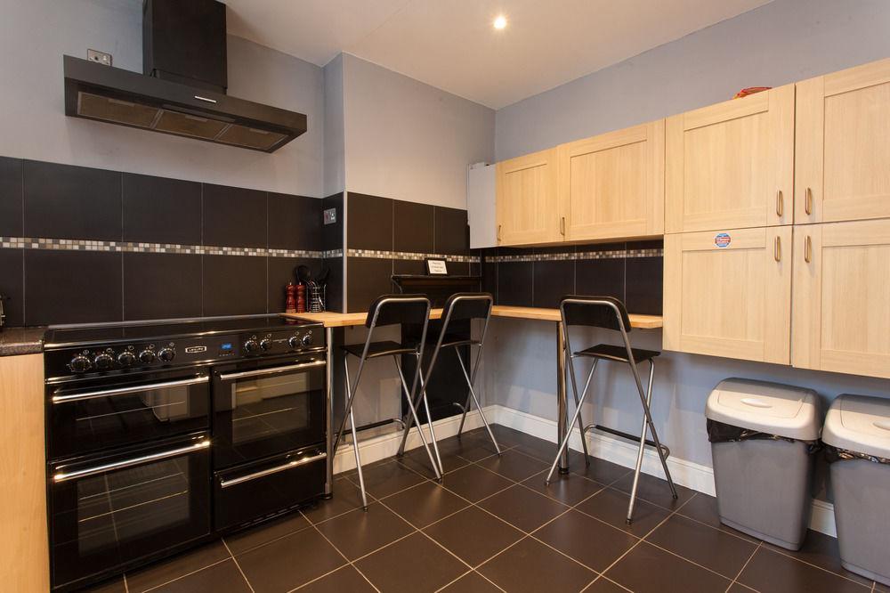 Monopoly Accommodations Apartment *