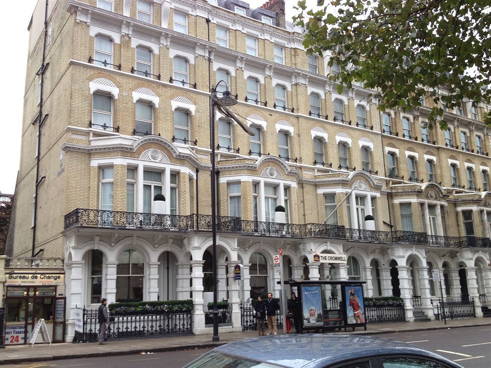 Hotel Ibis Styles Gloucester Road 3*