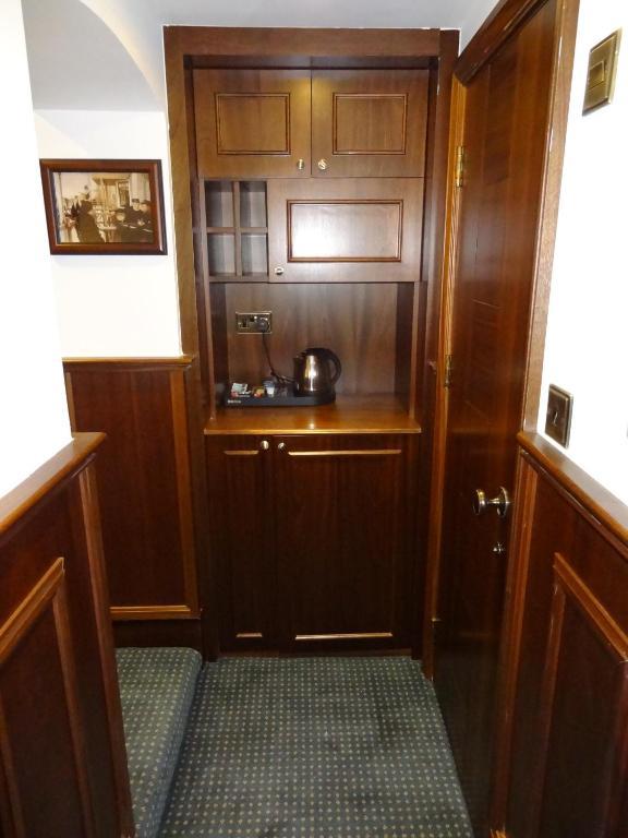 Regency House