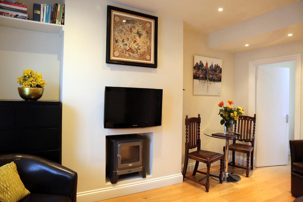 Brompton House Apartment *