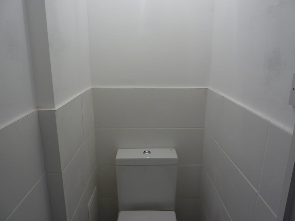Premier Contractors North Apartment *
