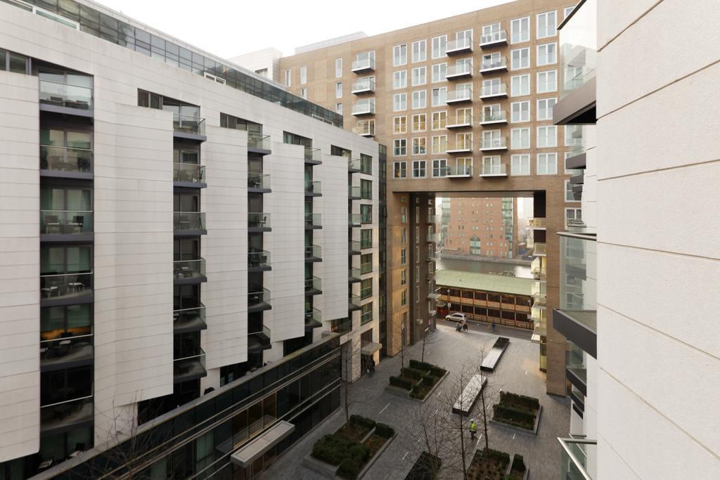 Serviced Apartment *