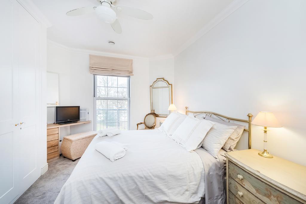Apartment Two Bedroom In Gated Community - Wimbledon