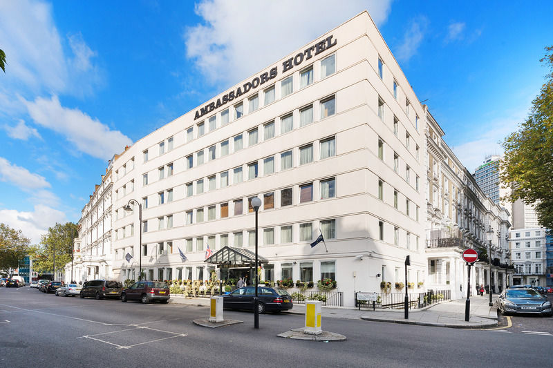 Ambassadors Hotell