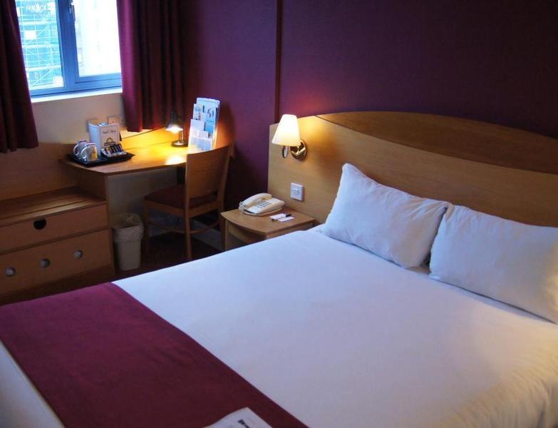 Hotel Waterloo Hub And London