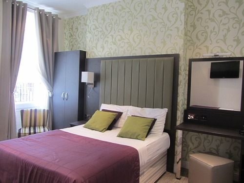 Goodwood Hotel London