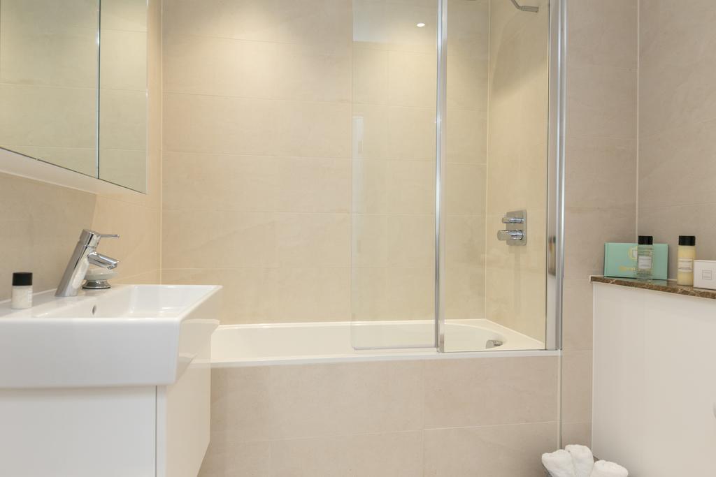 Portobello With Floor-to-ceiling Views Appartamento
