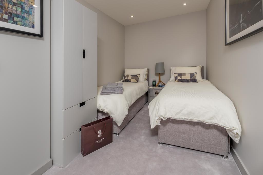Lejlighed Esquire Ealing London