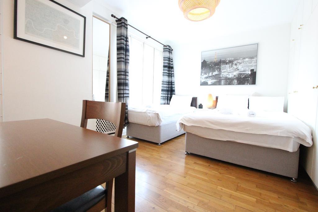 Cosy Central Apartments - Oxford Street - Hyde Park Apartment *