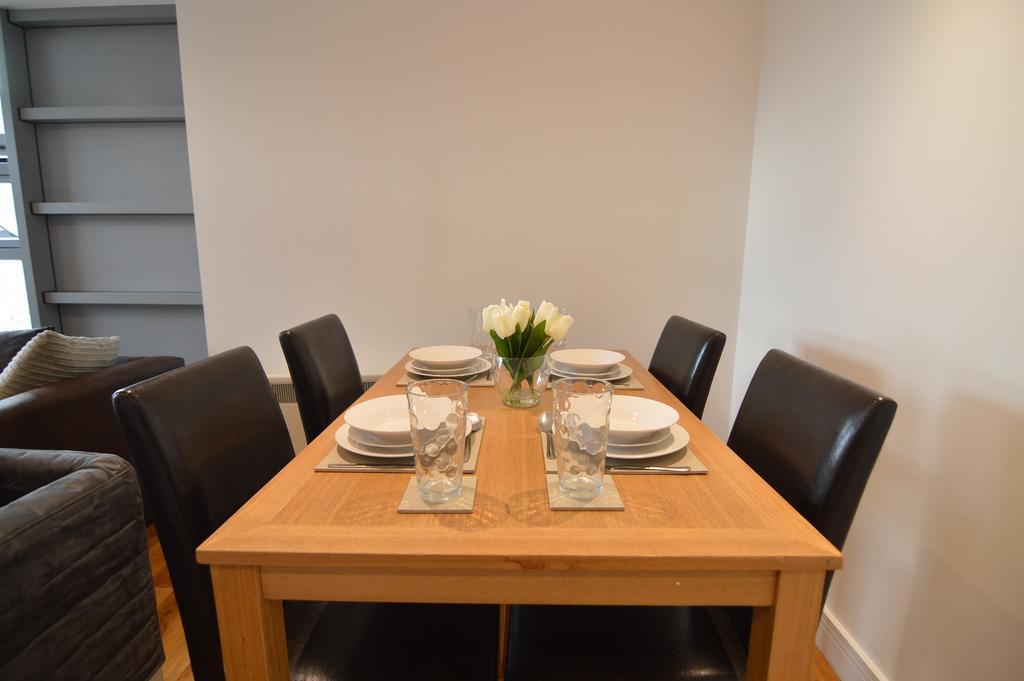 Deluxe City Penthouse & London
