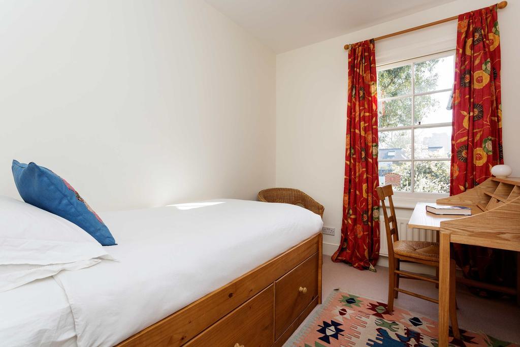 Semesterbostad Veeve - Fields London