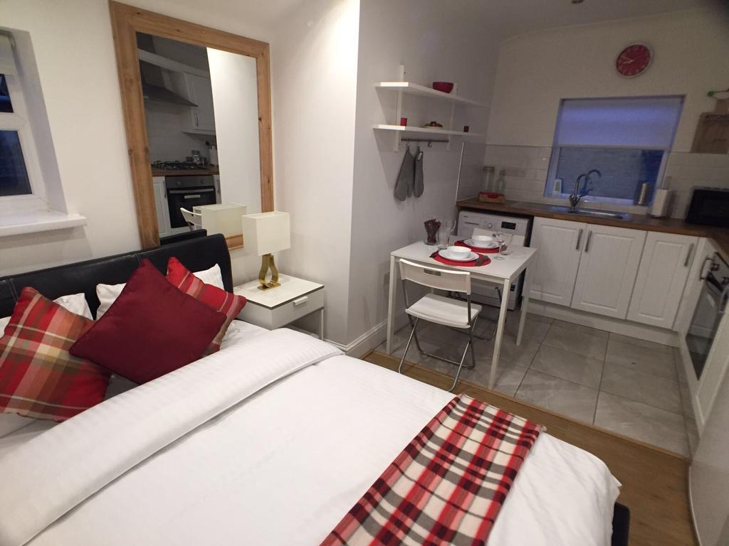 Guest house Leyton