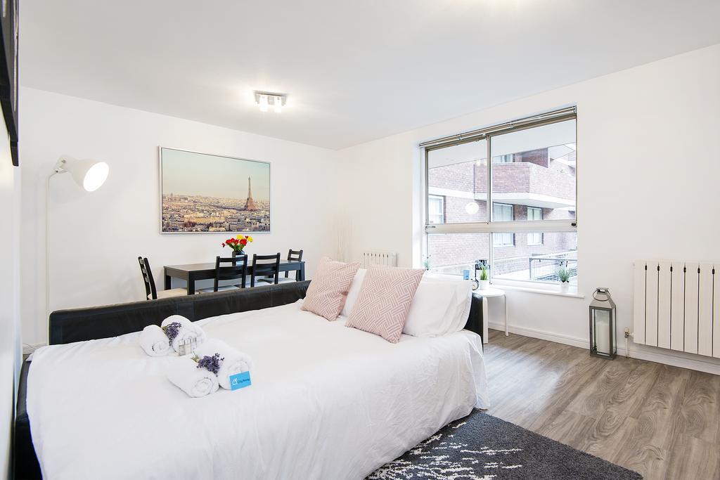 Apartment The Cromwell Road Sherborne Court London