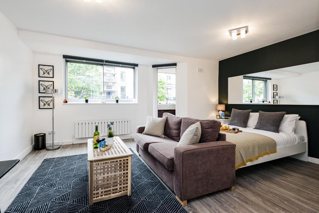 Lägenhet The Cromwell Road Sherborne Court London