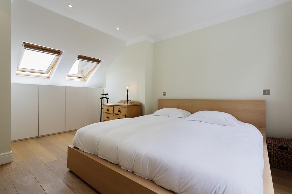 Veeve - Victorian House Fulham London