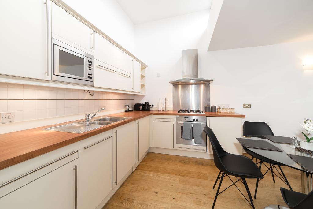 Bloomsbury Apartment *