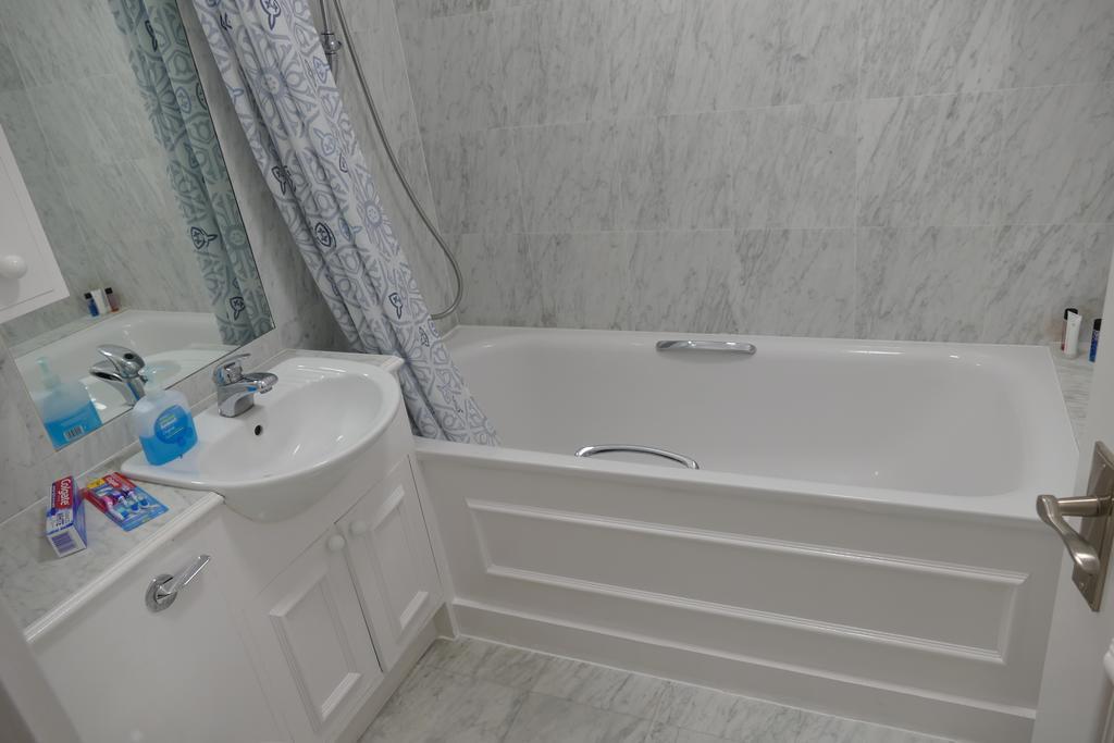 Apartment Edgware Road Raynham London