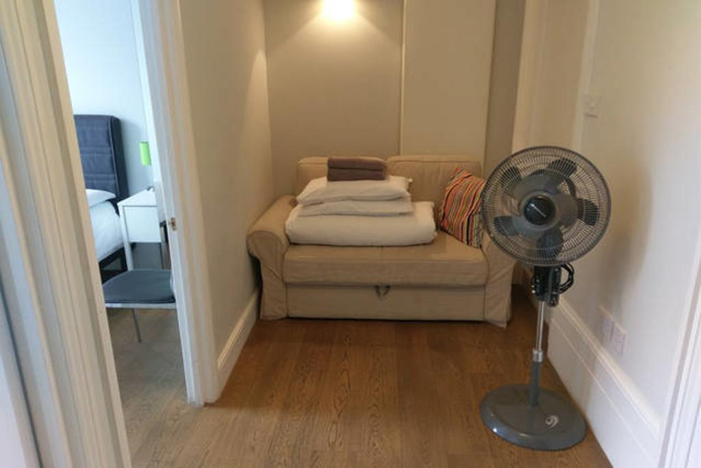 Apartment 70 Oakley Square London