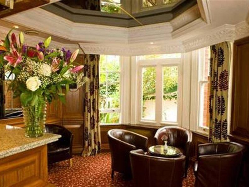 Western Burns Kensington Hotel Londen