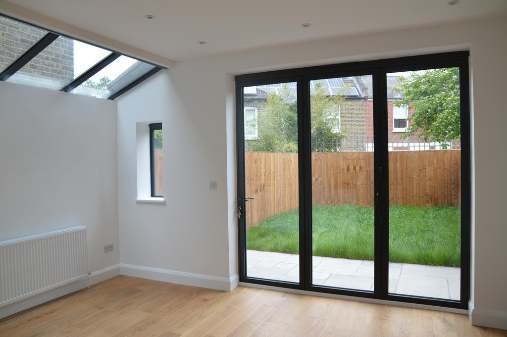 Finsbury Park Luxury Apartment London