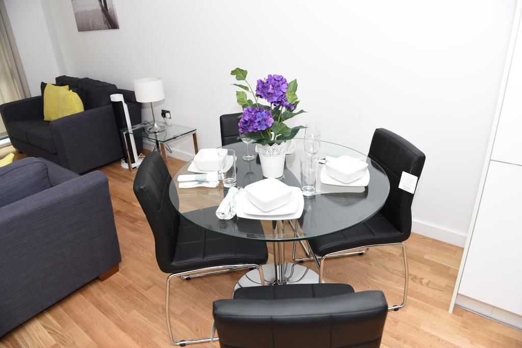 Appartamento Greenwich Two Bedroom Londra