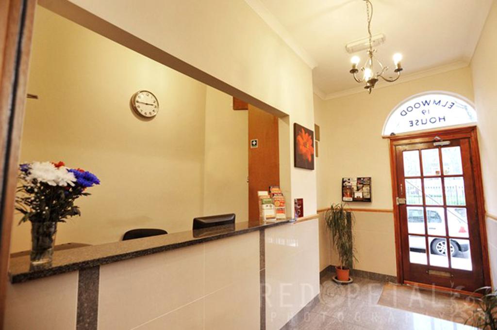 Hotell Elmwood 2*