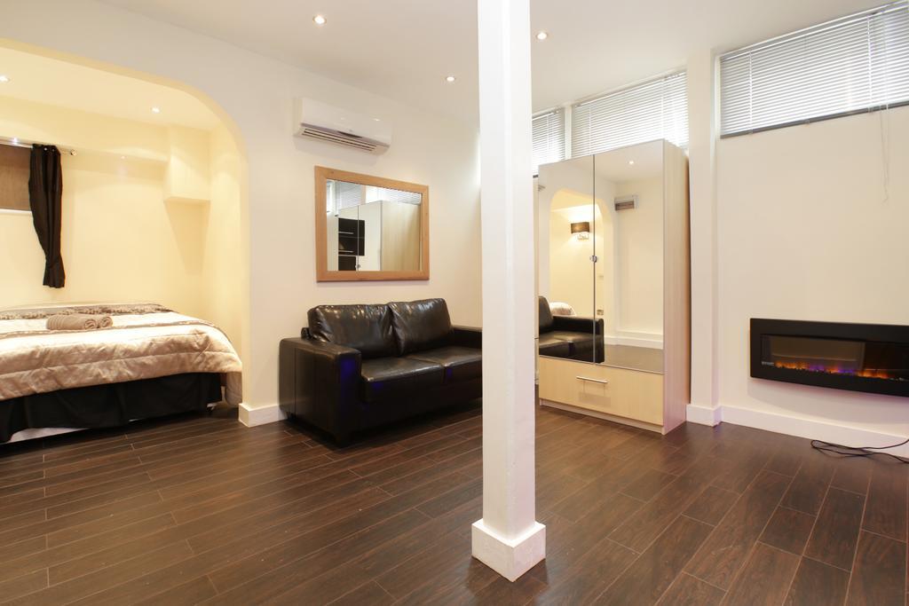 Cumberland Apartment *