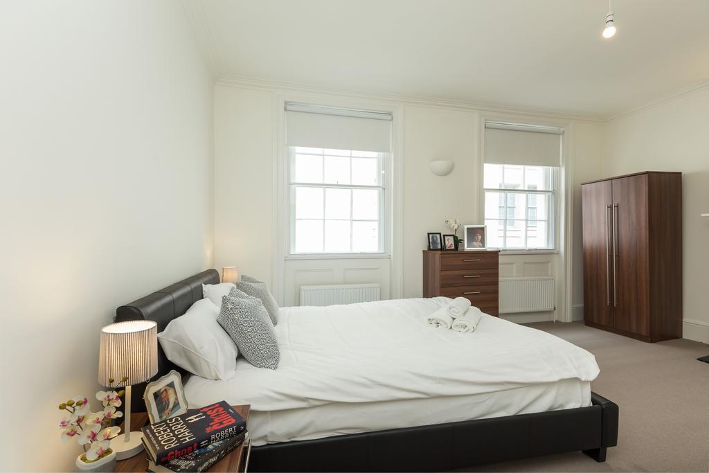 Covent Garden Oasis - 2 Bedrooms 2 Baths * Londra