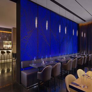Park Plaza London, Park Royal Hotel