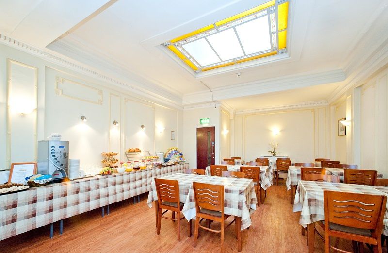 Hotel Astor Court