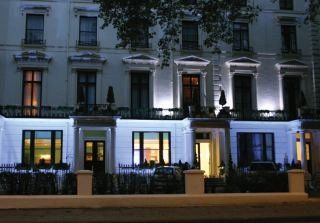 Shaftesbury Premier Hyde Park London