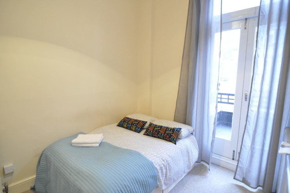 Regents Court Apartment London