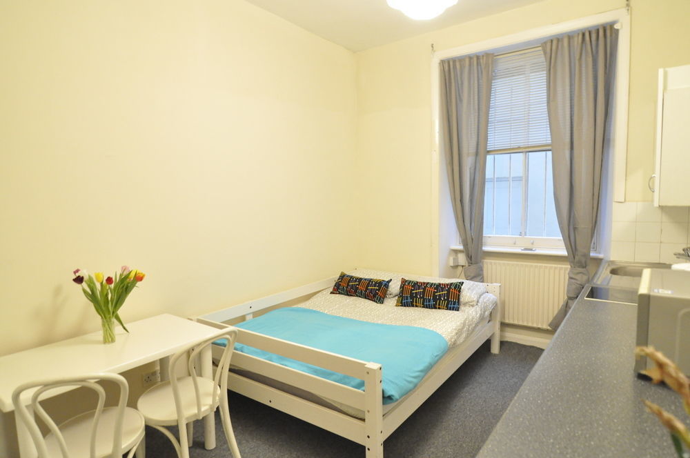 Apartment Regents Court *