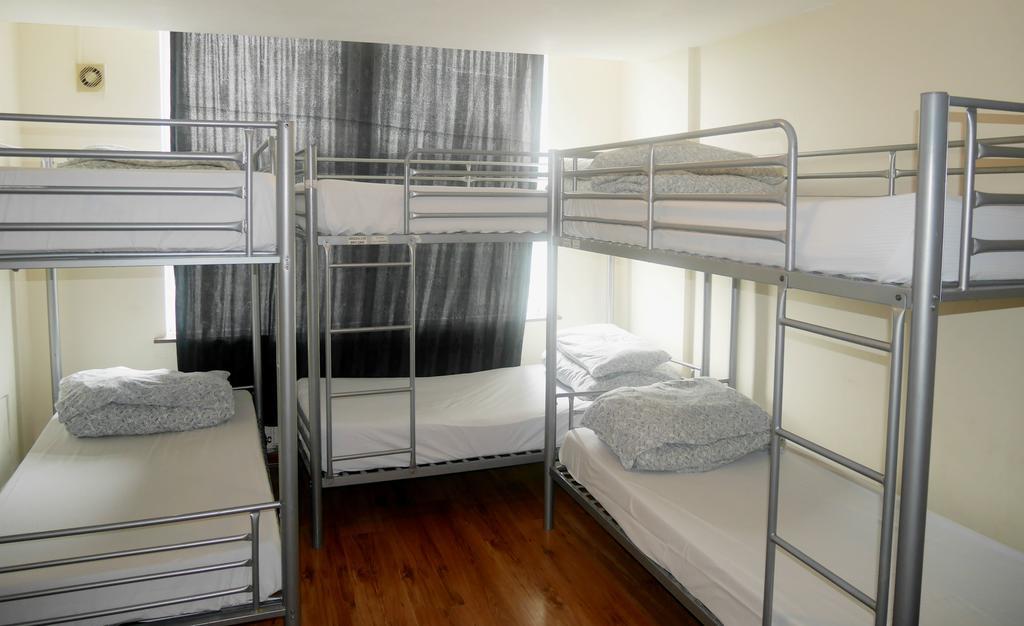 Kensal Backpackers 2 * London
