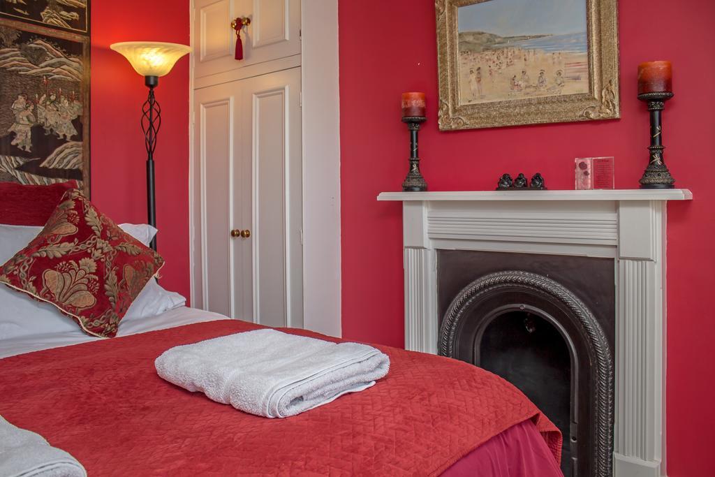 Bed & Breakfast The Villes London